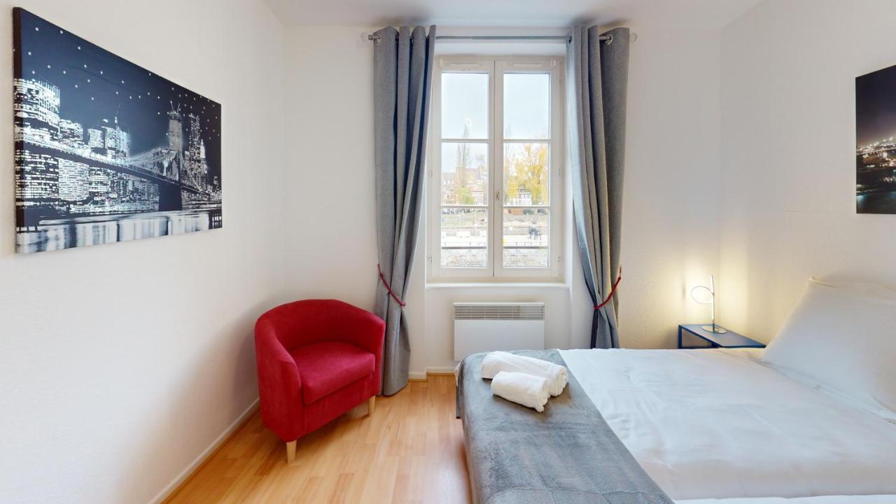 Apartmán Au Bord De L'Eau Štrasburk Exteriér fotografie
