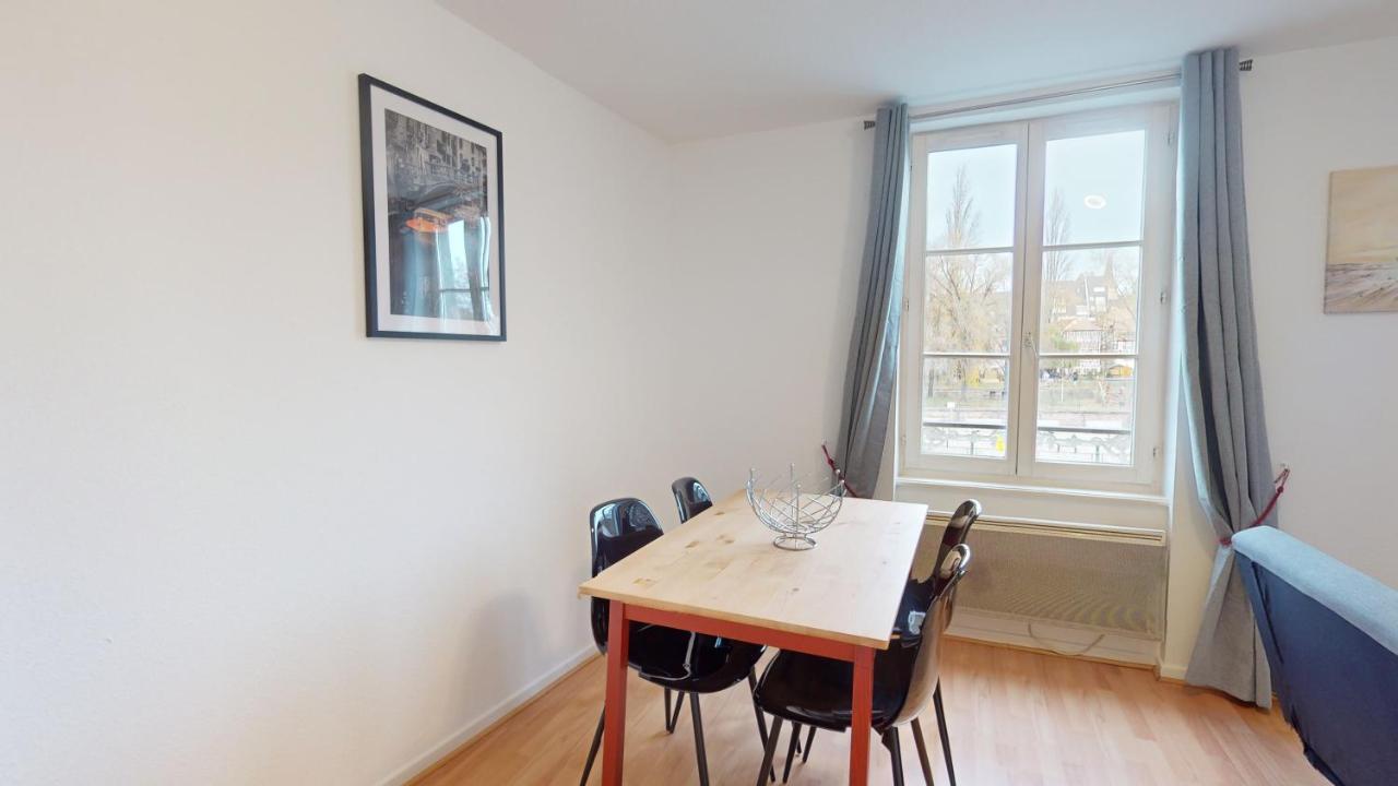 Apartmán Au Bord De L'Eau Štrasburk Exteriér fotografie